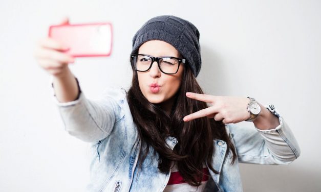 I Selfie: interventi di chirurgia plastica in aumento per lo scatto perfetto!