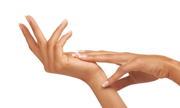 Chirurgia estetica mani: il lipofilling